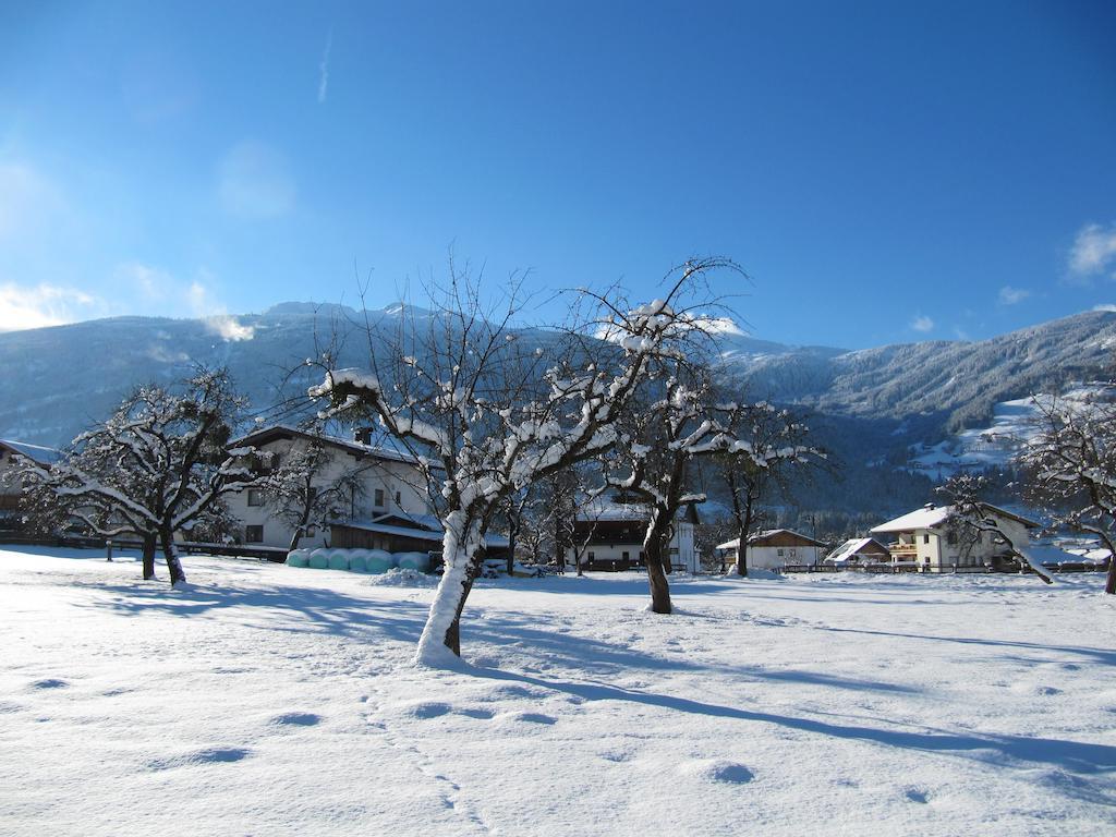 Gaestehaus Wurm ชตุมม์ ภายนอก รูปภาพ
